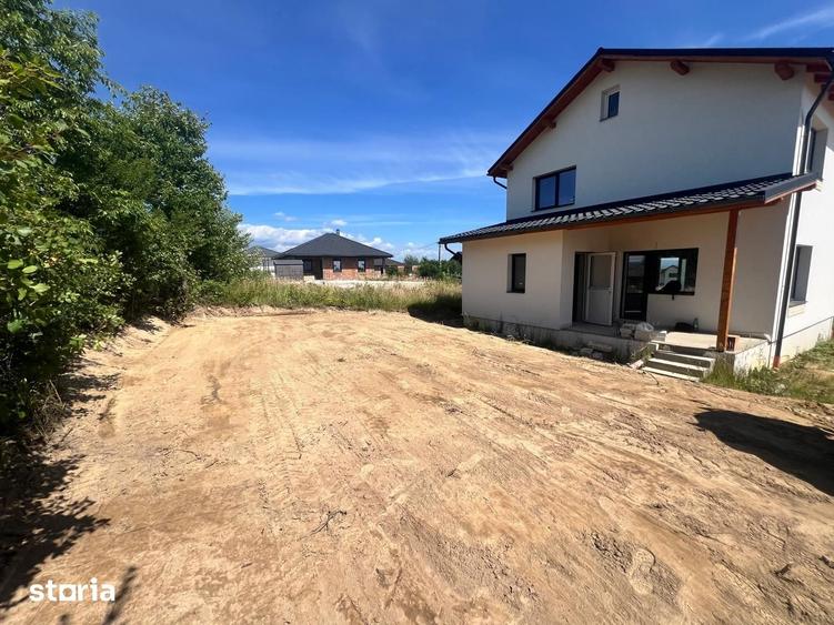 Casă cu 3 camere cu Teren 500 Mp în Tăuții-Măgherăuș