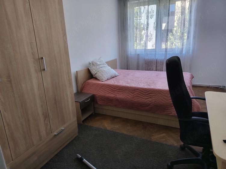 Apartament cu 3 camere decomandat în Grigorescu