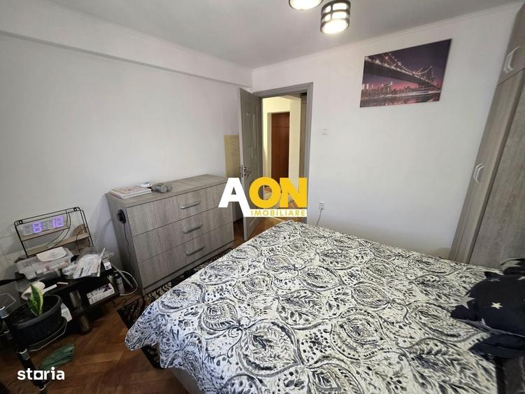Apartament cu 3 camere decomandat în Cetate