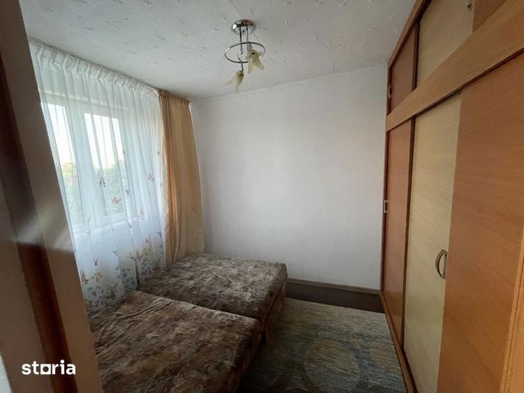 Apartament cu 3 camere în Mihai Bravu