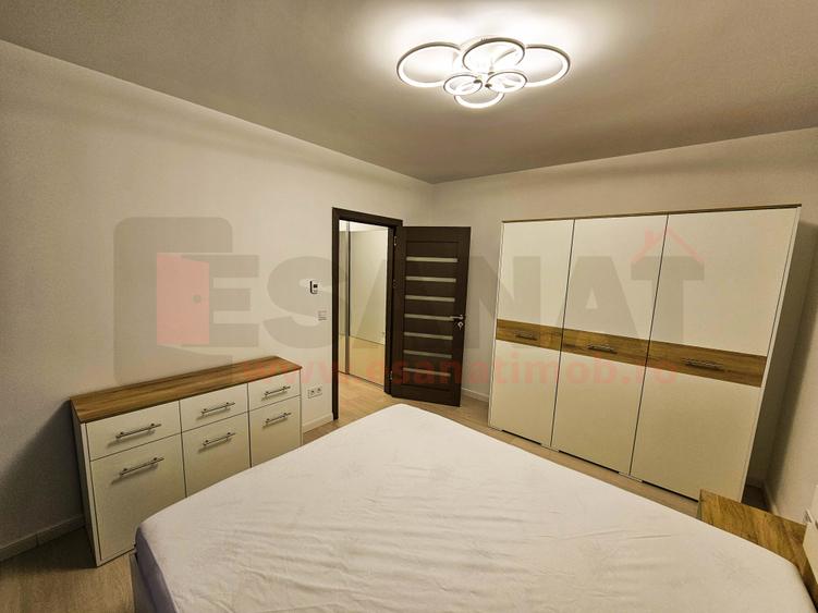 Penthouse cu 3 camere decomandat, mobilat în Terezian