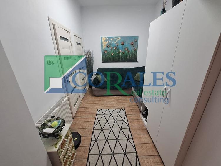 Apartament cu 5 camere decomandat, mobilat în Ultracentral