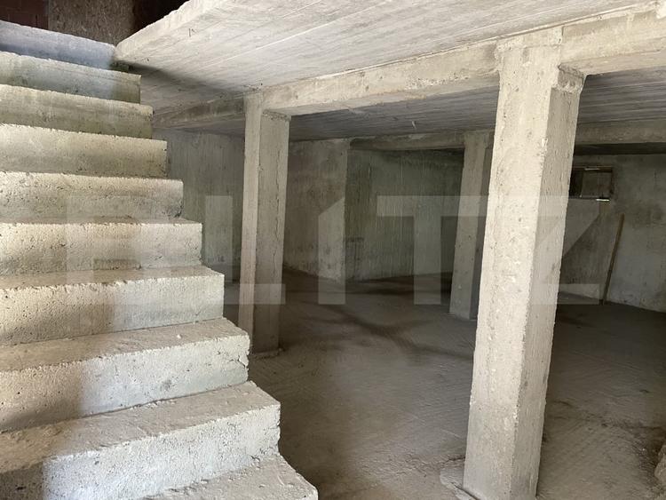 Casă individuală cu 3 camere cu Garaj în Fălticeni