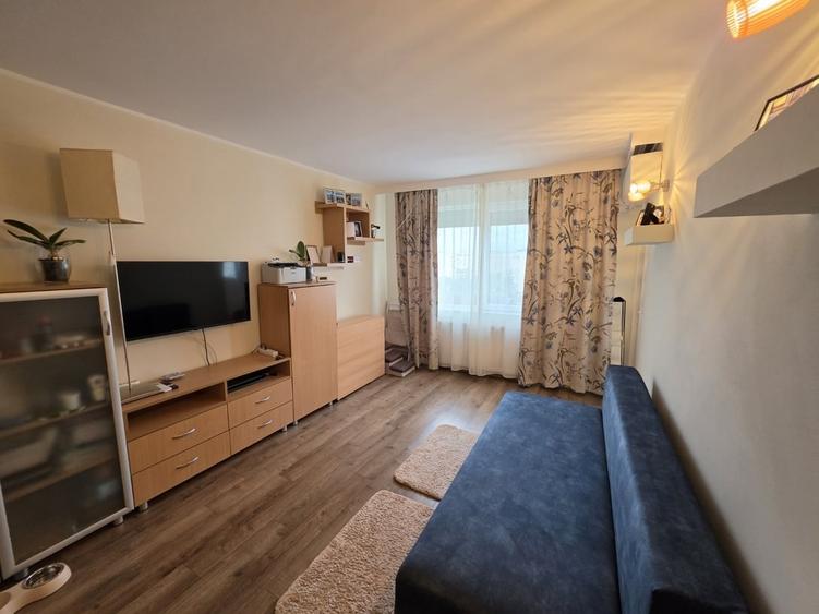 Apartament cu 2 camere decomandat în Colentina