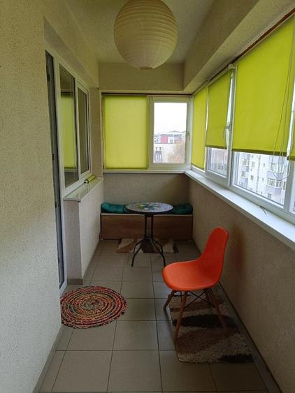 Apartament cu 2 camere decomandat în Central