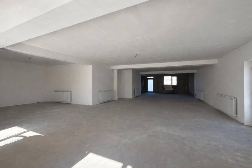 Spațiu comercial, de 130 mp, în Mihail Kogălniceanu