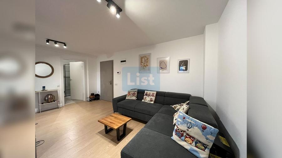 Apartament cu 3 camere semidecomandat, mobilat în Gheorgheni