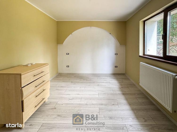Casă cu 4 camere în Păun