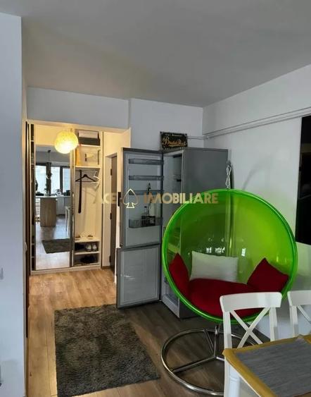 Apartament cu 2 camere semidecomandat, mobilat în Băneasa