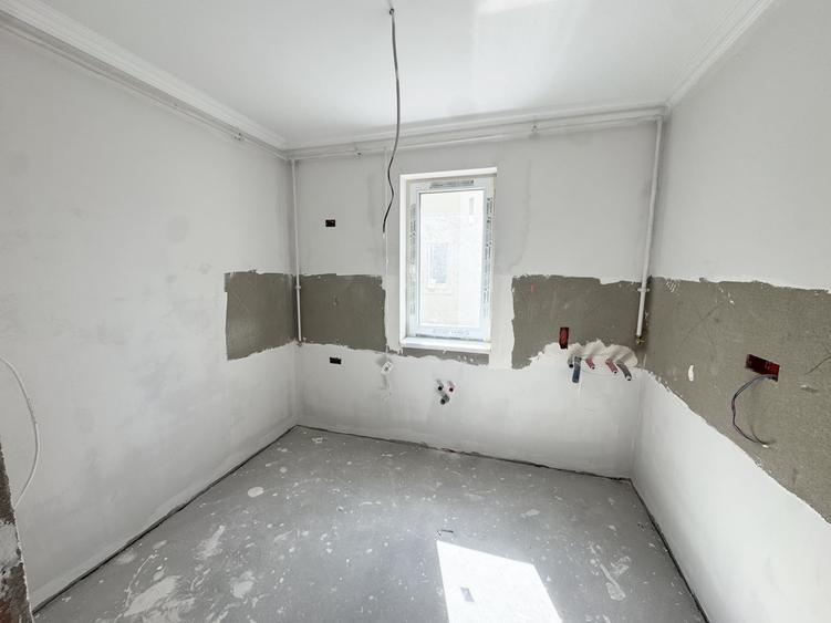 Apartament cu 2 camere decomandat în Giroc