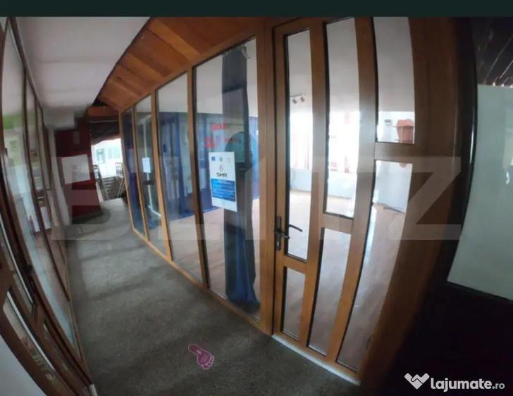Spa?iu birouri 32 mp, ultracentral, etaj 1 Deva, dispon - 6