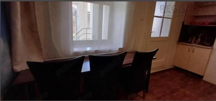 Apartament cu 2 camere semidecomandat, mobilat în Central