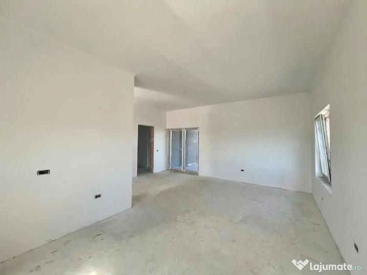 Casă cu 4 camere cu Teren 316 Mp în Săcălaz