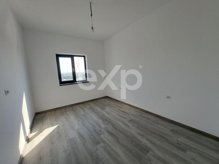 Apartament cu 2 camere decomandat, mobilat în Trivale