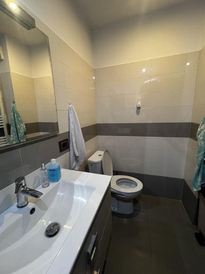 Garsonieră decomandată în Central