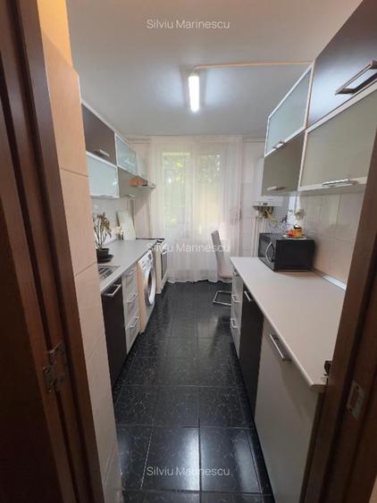 Apartament cu 3 camere semidecomandat, mobilat în Drumul Taberei
