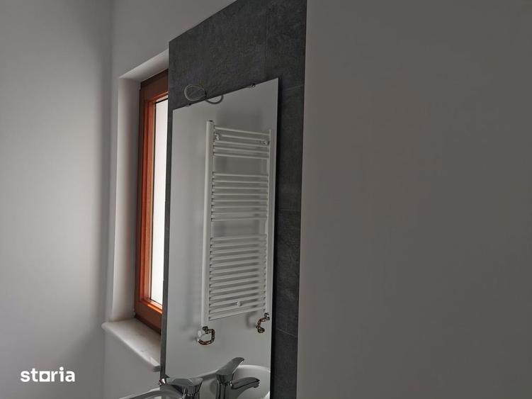 Casă cu 5 camere cu Teren 300 Mp în Nord