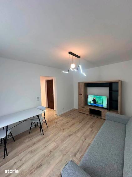 De inchiriat apartament cu 2 camere si balcon, renovat, etajul 2 - 4