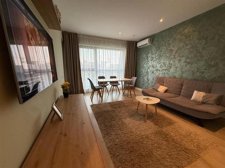 Apartament cu 2 camere decomandat în Pipera