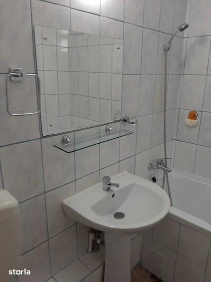 Apartament cu 2 camere decomandat în Aviației