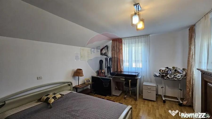 Casă cu 6 camere cu Teren 3614 Mp în Liteni (Moara)