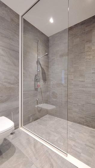 Apartament cu 3 camere semidecomandat, mobilat în Central