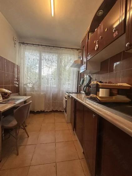 Apartament cu 2 camere semidecomandat în Republicii