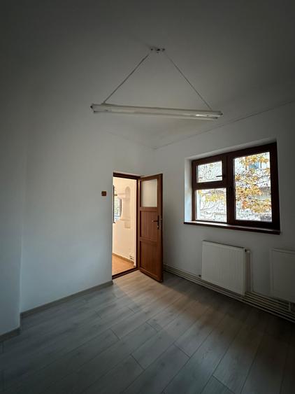 Apartament cu 2 camere decomandat în Kiseleff