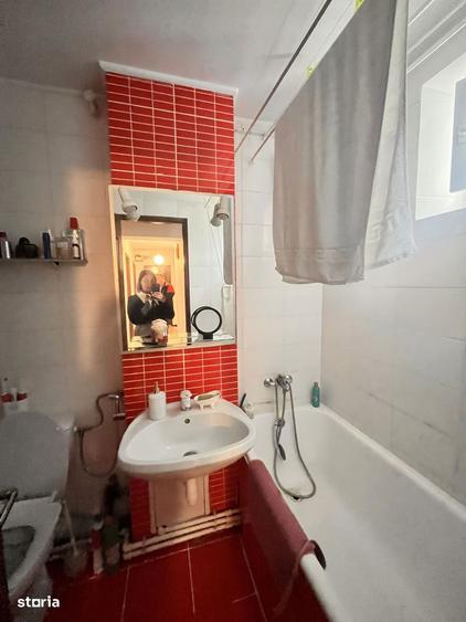 Apartament cu 3 camere decomandat, mobilat în George Enescu