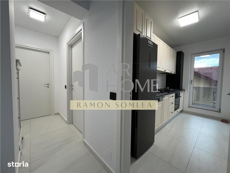 Apartament cu 3 camere decomandat, mobilat în Albert