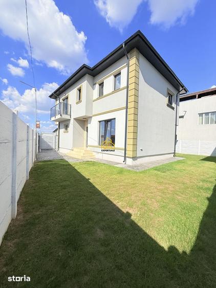 Casă cu 4 camere cu Teren 325 Mp în Prelungirea Ghencea