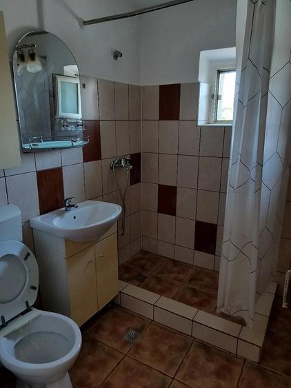 Apartament cu 3 camere decomandat în Traian