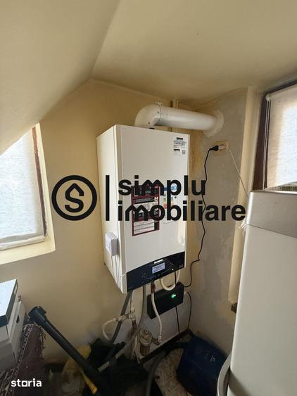 Casă cu 5 camere cu Teren 181 Mp în Rovine