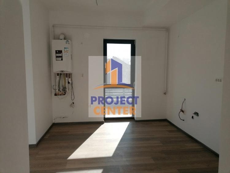 Casă cu 4 camere cu Teren 250 Mp în Budeasa