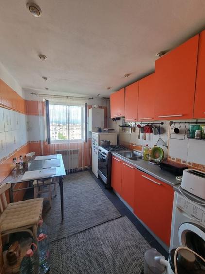 Apartament cu 2 camere decomandat în Nicolae Titulescu