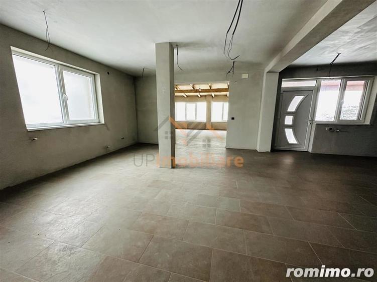 Spațiu comercial, de 955 mp, în Arieșeni