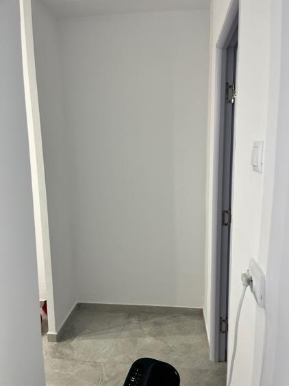 Spațiu comercial, de 35 mp, în Nicolina