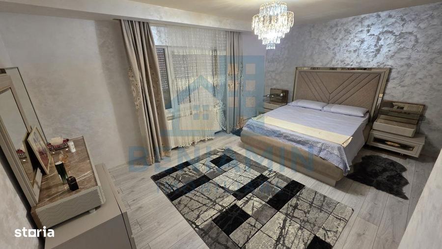 Casă cu 5 camere cu Teren 334 Mp în Central