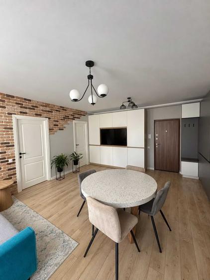 Apartament cu 2 camere semidecomandat în Florești