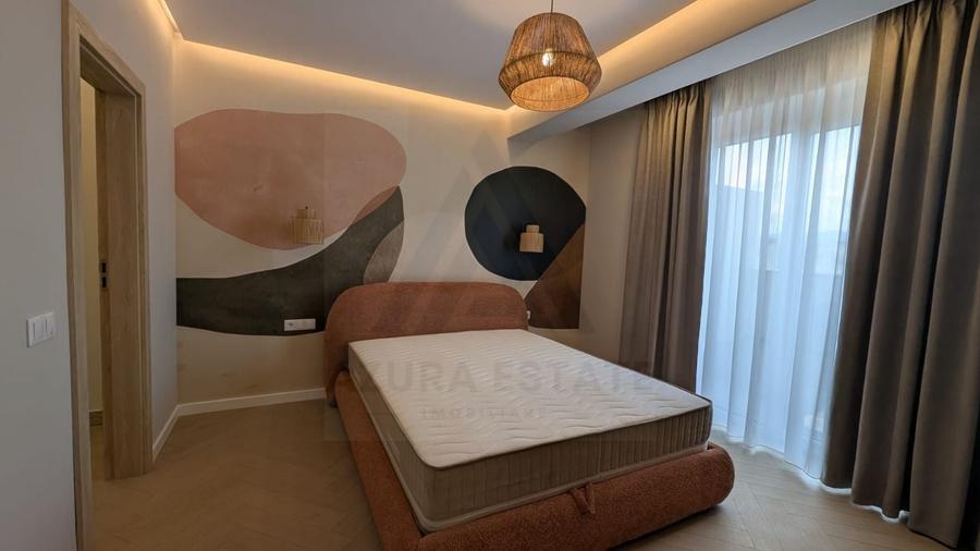 Apartament cu 3 camere decomandat, mobilat în Ultracentral