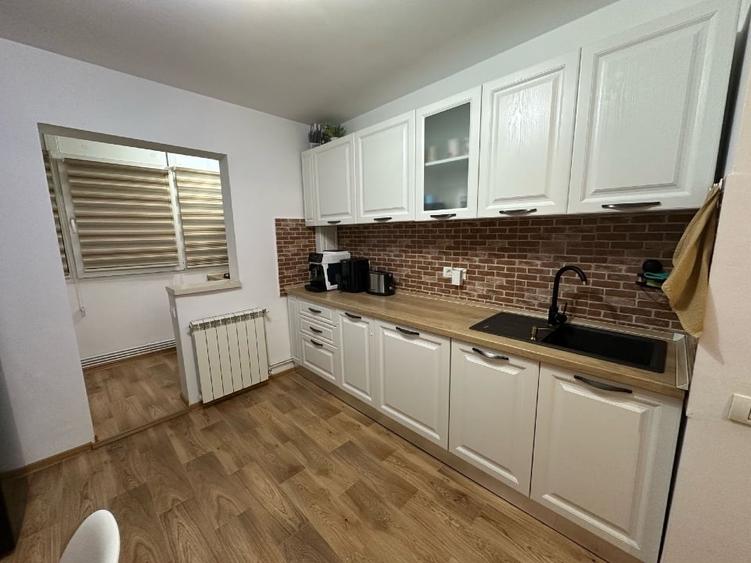 Apartament cu 2 camere decomandat, mobilat în Gorjului
