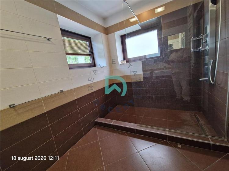 Vila de inchiriat, 7 camere, Green Valley, Brasov - 12