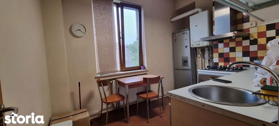 Apartament cu 2 camere decomandat în 13 Septembrie