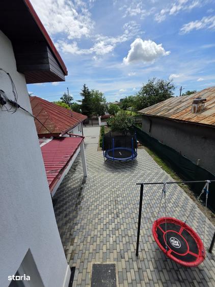Casă cu 6 camere cu Teren 557 Mp în Berceni