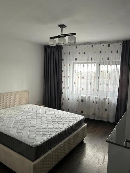 Apartament cu 3 camere decomandat în Tătărași