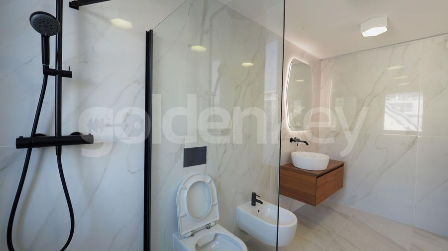 Duplex cu 5 camere cu Canalizare în Pipera