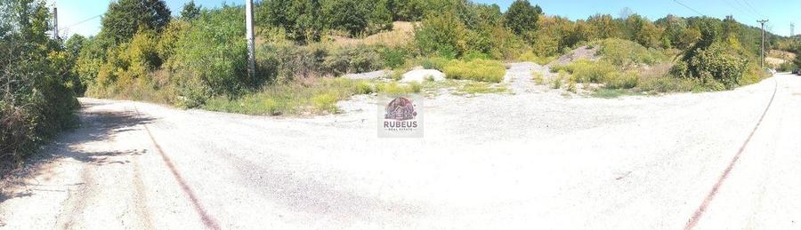 Teren de 2580 mp, în Dubova