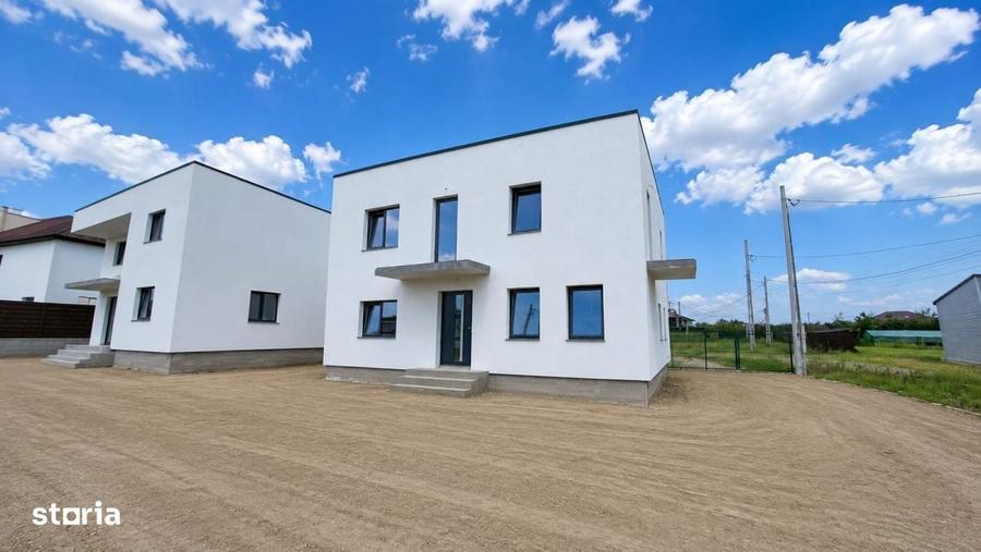 Casă cu 4 camere în Albota