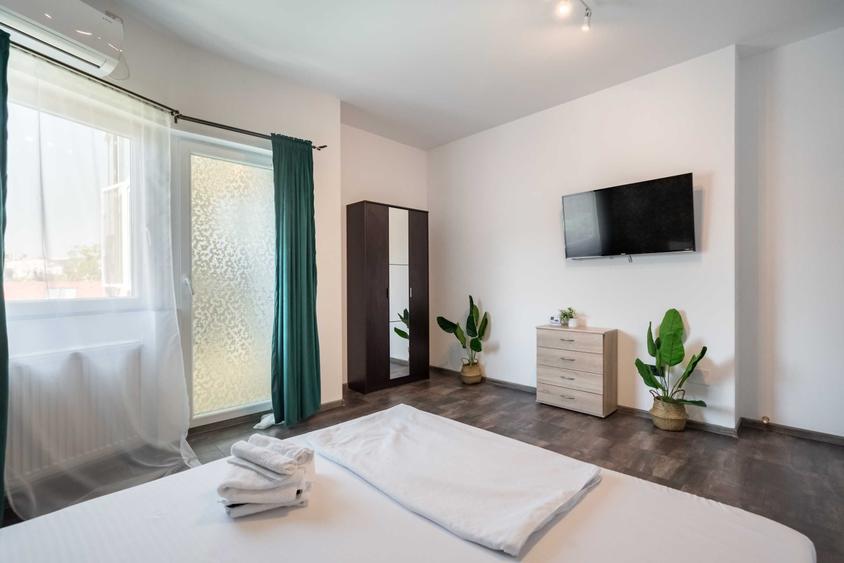 2 Rooms | 5 Minutes walk to Unirii Metro | Landlord - 8