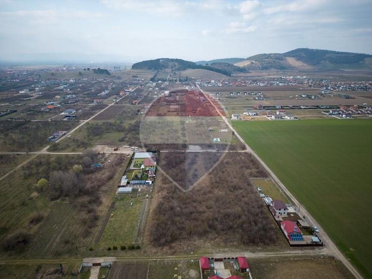 Teren Construcții intravilan de 1125 mp, în Sânpetru